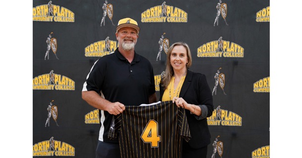 Dr. Jody Tomanek, Vice President of Academic Affairs and NPCC, welcomes new head coach Mark Franzen to North Platte Community College during a press conference on Monday evening